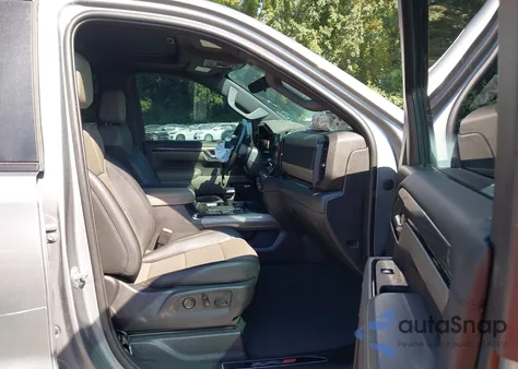 2023 Chevrolet Silverado 1500 4Wd Short Bed Zr2 z USA, uszkodzony, nr VIN 3GCUDHEL6PG283758